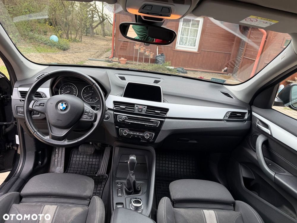 BMW X1 xDrive20d - 9