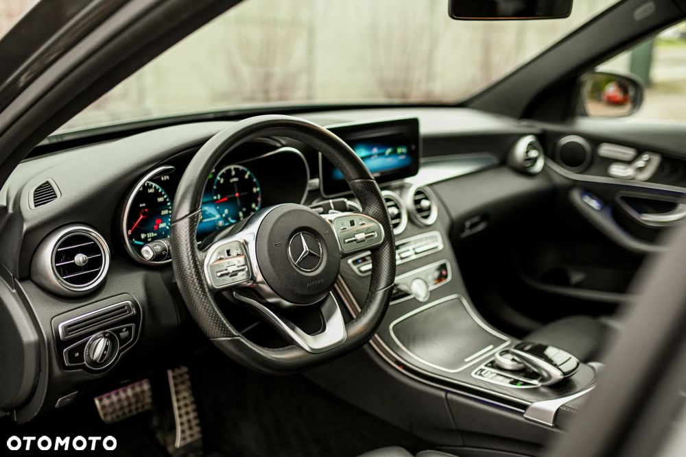 Mercedes-Benz Klasa C 200 d 9G-TRONIC AMG Line - 24