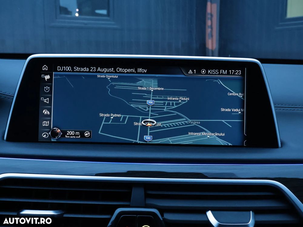 BMW Seria 7 730d - 29