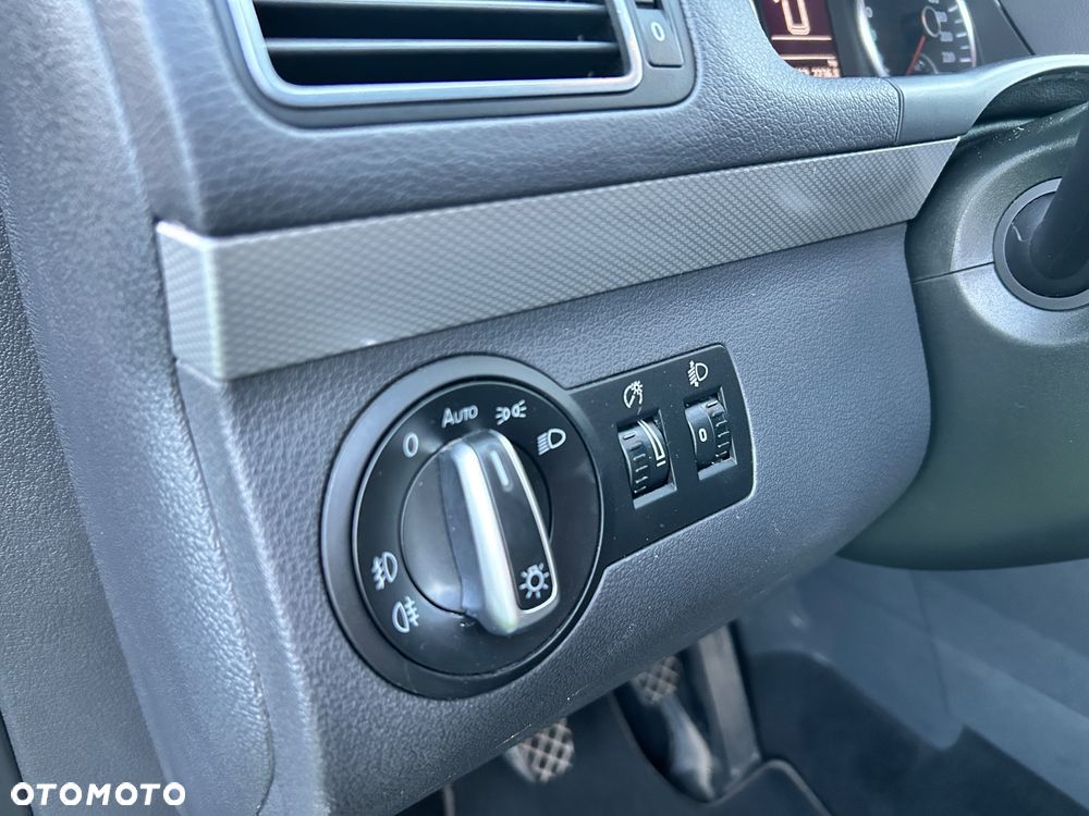 Volkswagen Touran 1.6 TDI DPF Life - 32