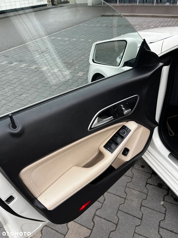 Mercedes-Benz CLA - 9
