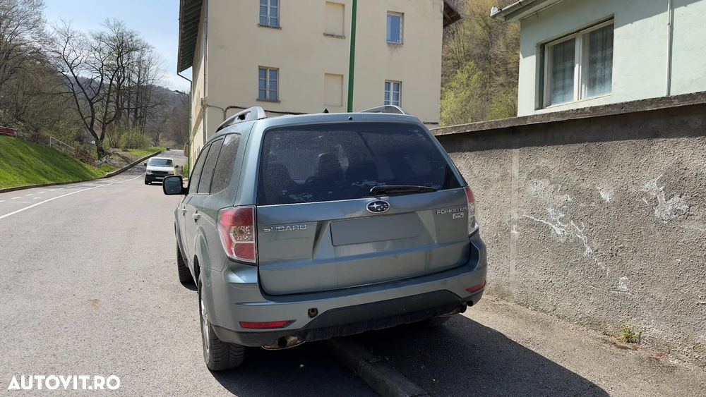 Subaru Forester 2.0D Active - 11