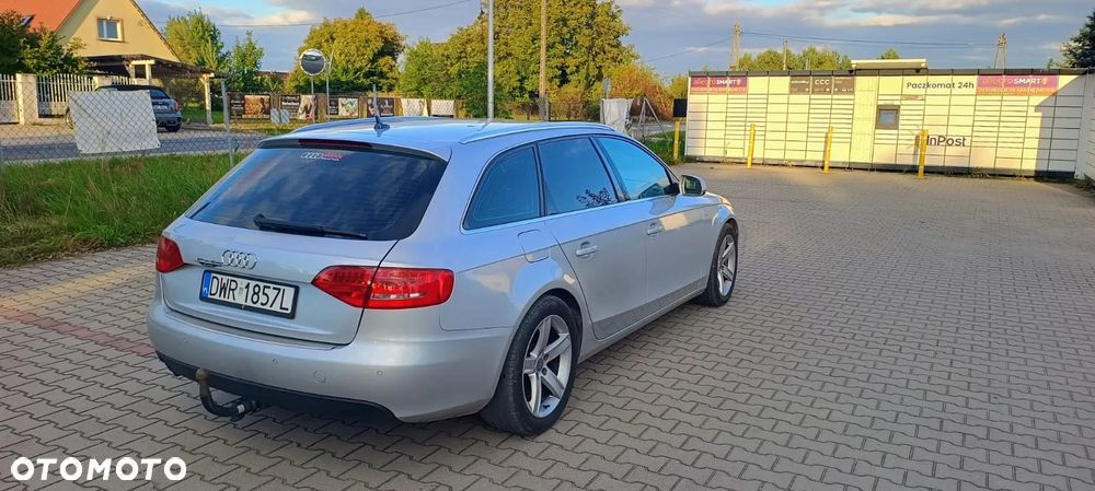 Audi A4 Avant - 4