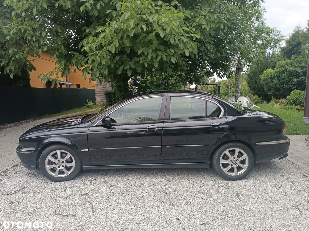 Jaguar X-Type - 16