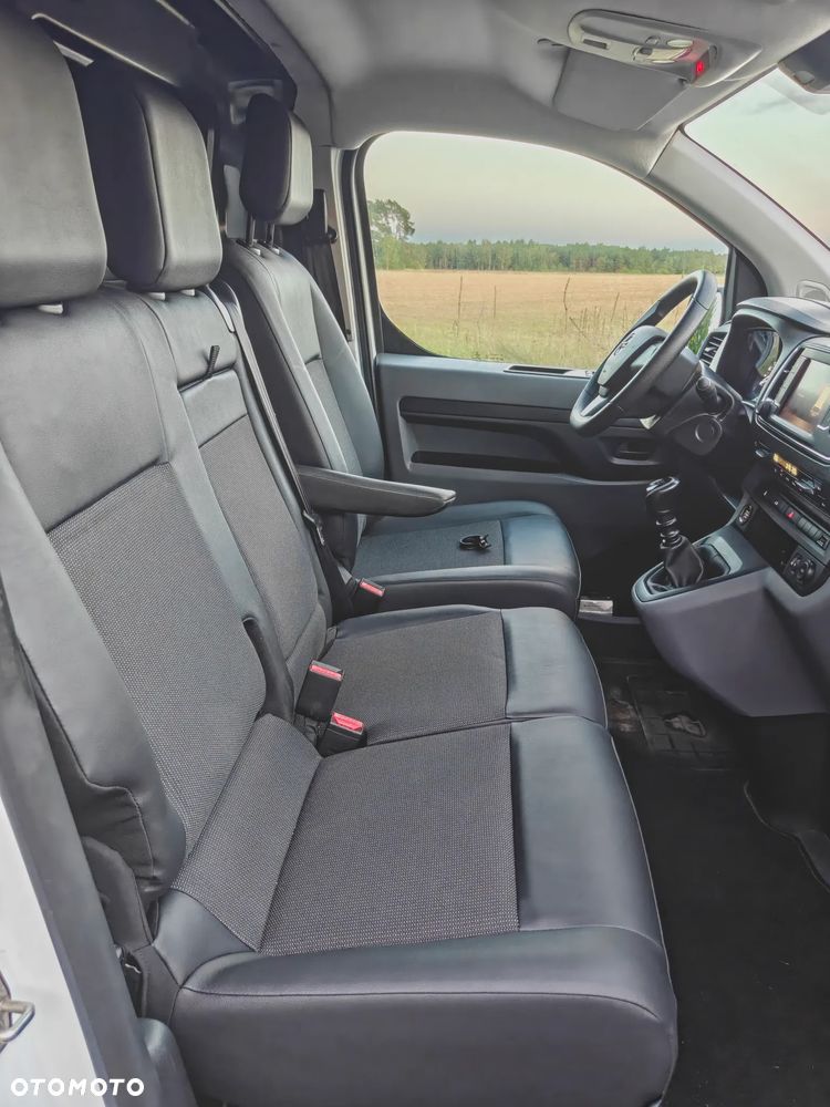 Opel Vivaro - 26