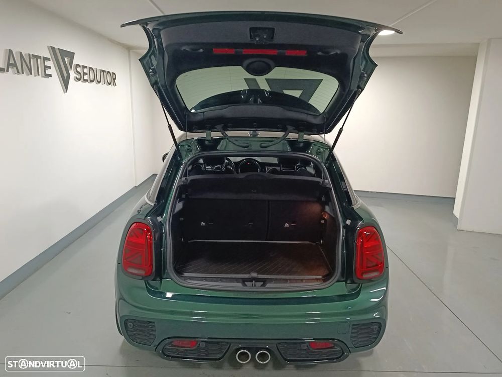 MINI 5 Portas Cooper SD Sport Aut. - 9