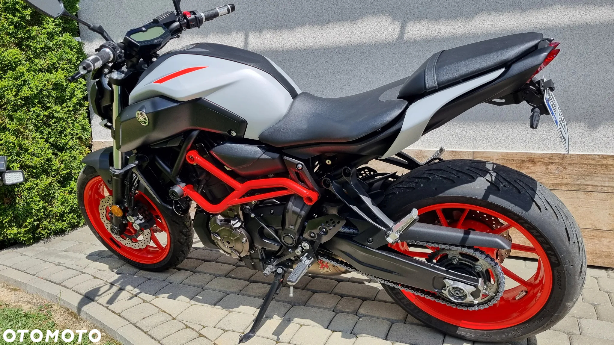 Yamaha MT - 9