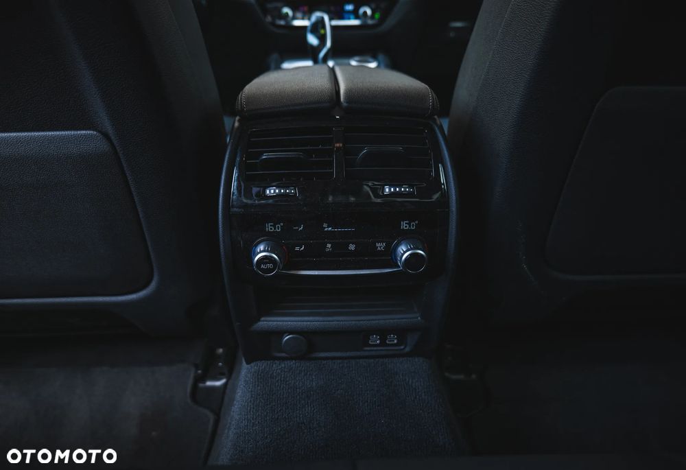 BMW Seria 5 - 26