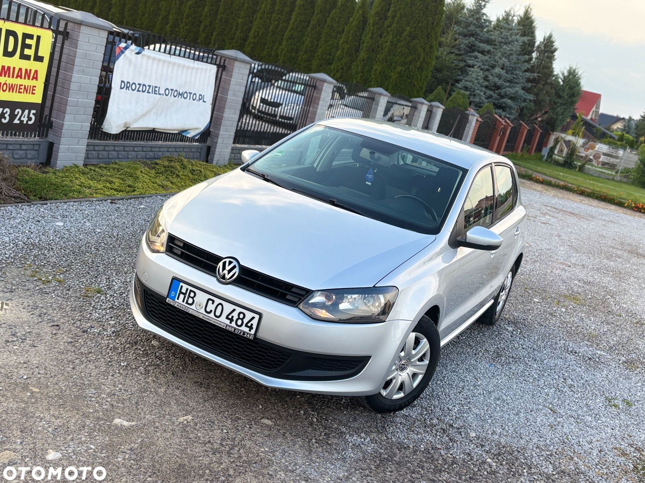 Volkswagen Polo - 1