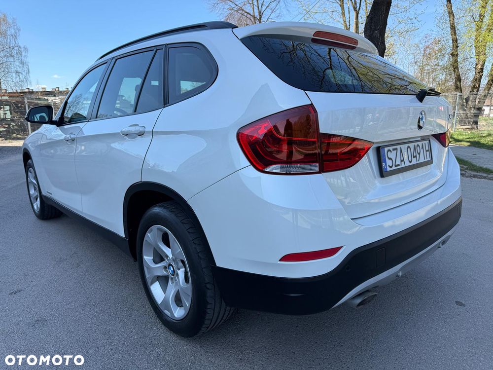 BMW X1 xDrive18d xLine - 13