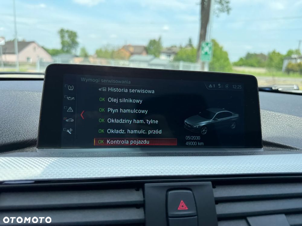 BMW Seria 3 318d M Sport - 10