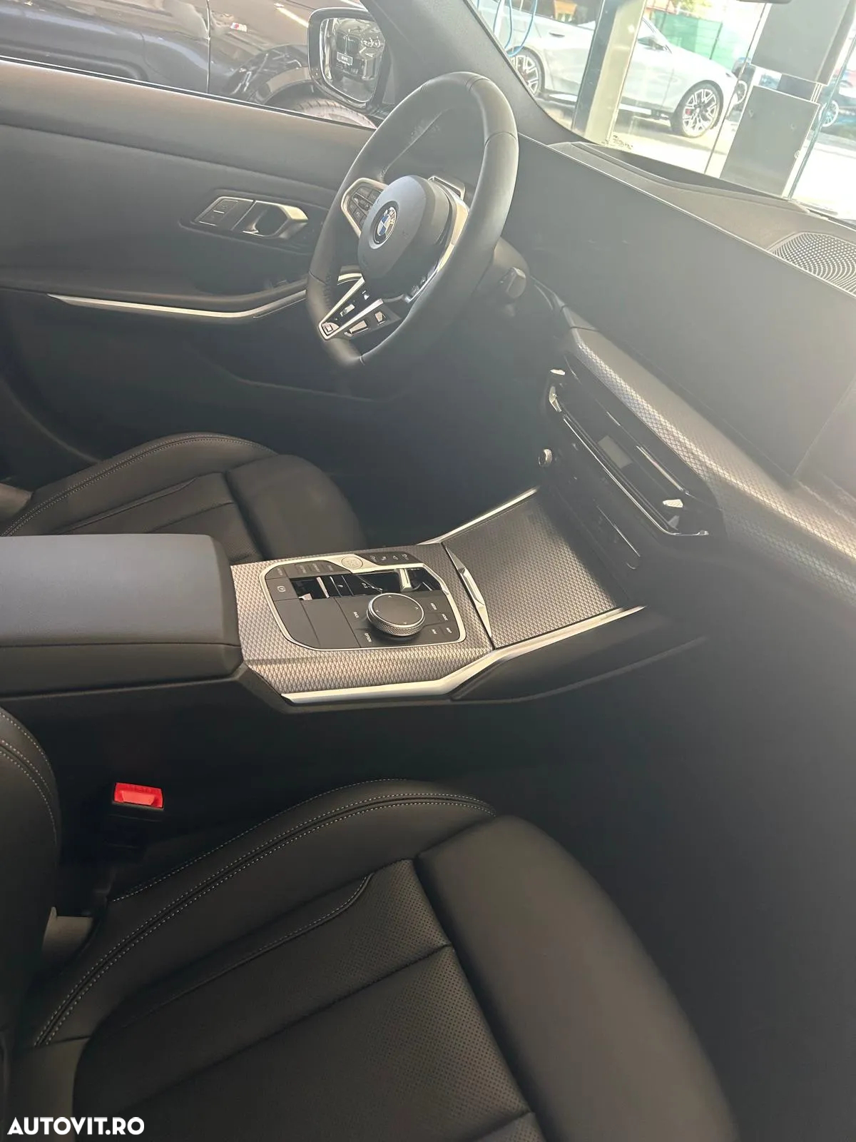 BMW Seria 3 320i AT - 9