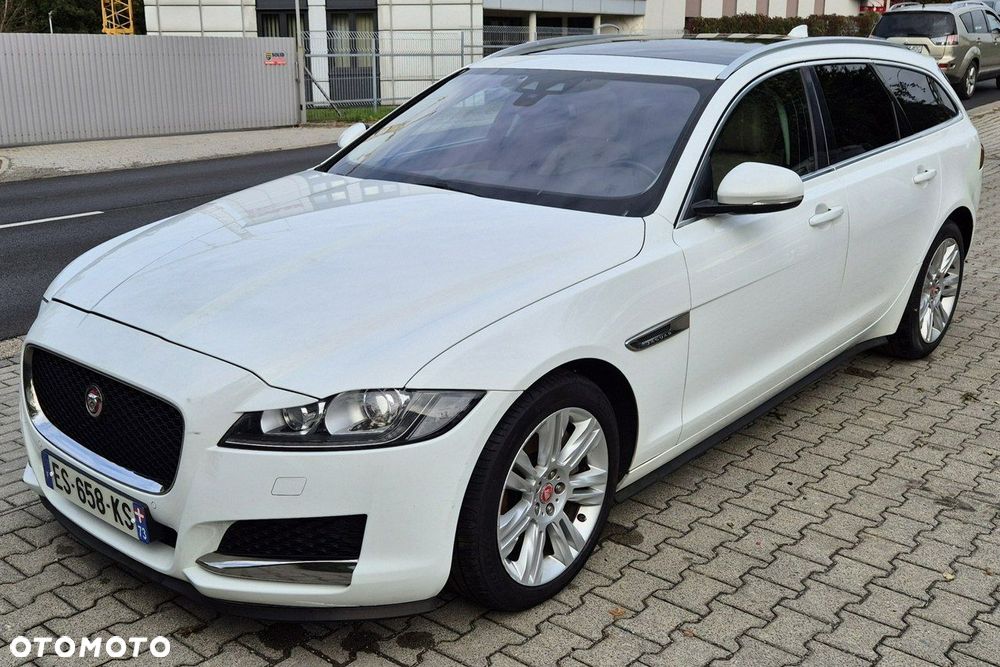 Jaguar XF 20d Sportbrake Prestige - 5