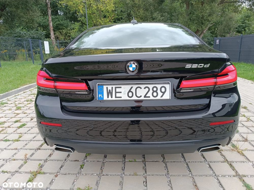 BMW Seria 5 520d MHEV - 5