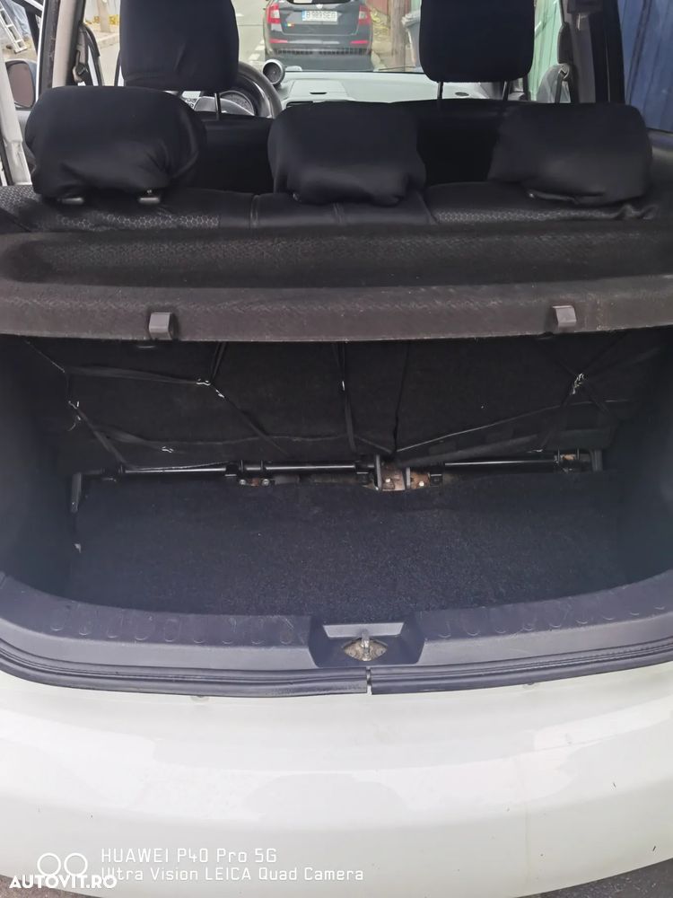 Suzuki Splash 1.0 GC - 2