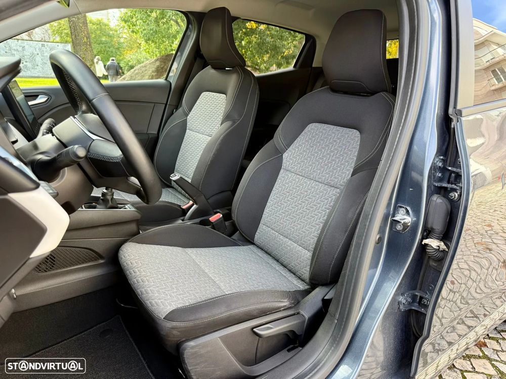 Renault Clio 1.0 TCe Evolution Bi-Fuel - 17