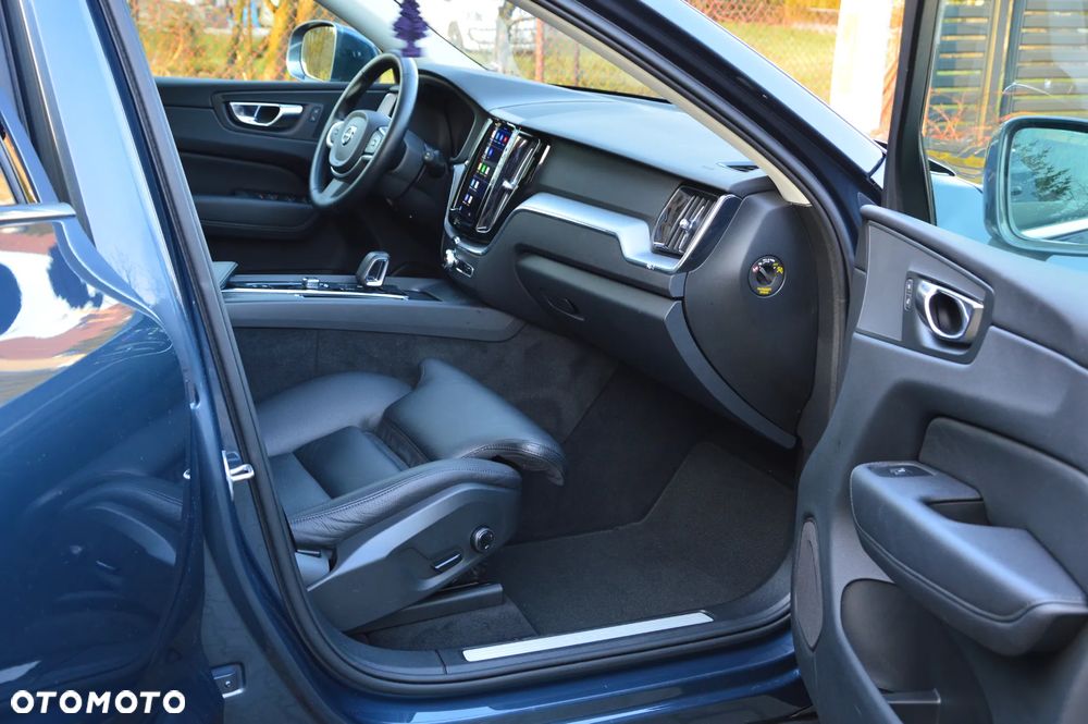 Volvo XC 60 B5 B Geartronic Momentum Pro - 15