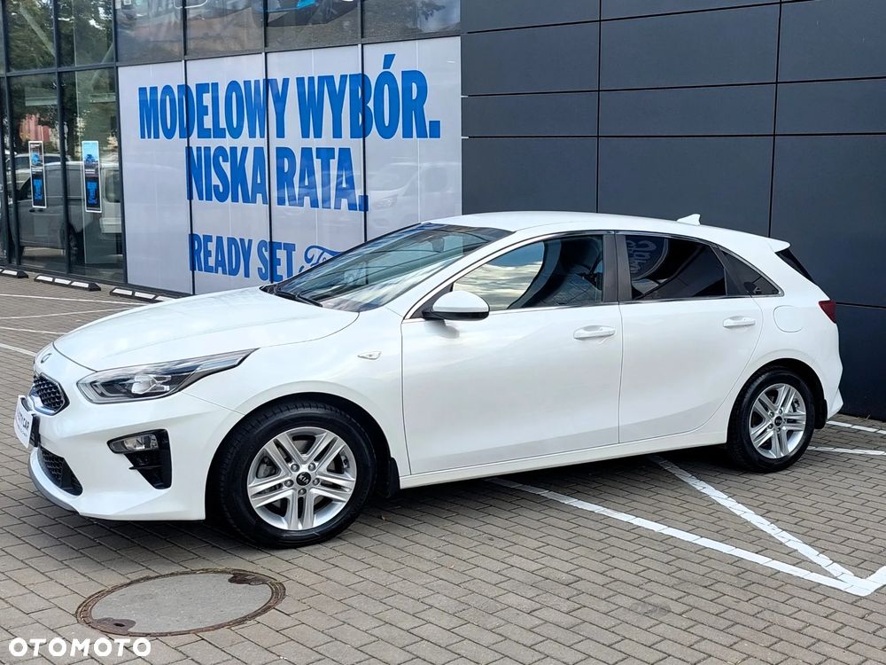 Kia Ceed 1.5 T-GDI M - 23