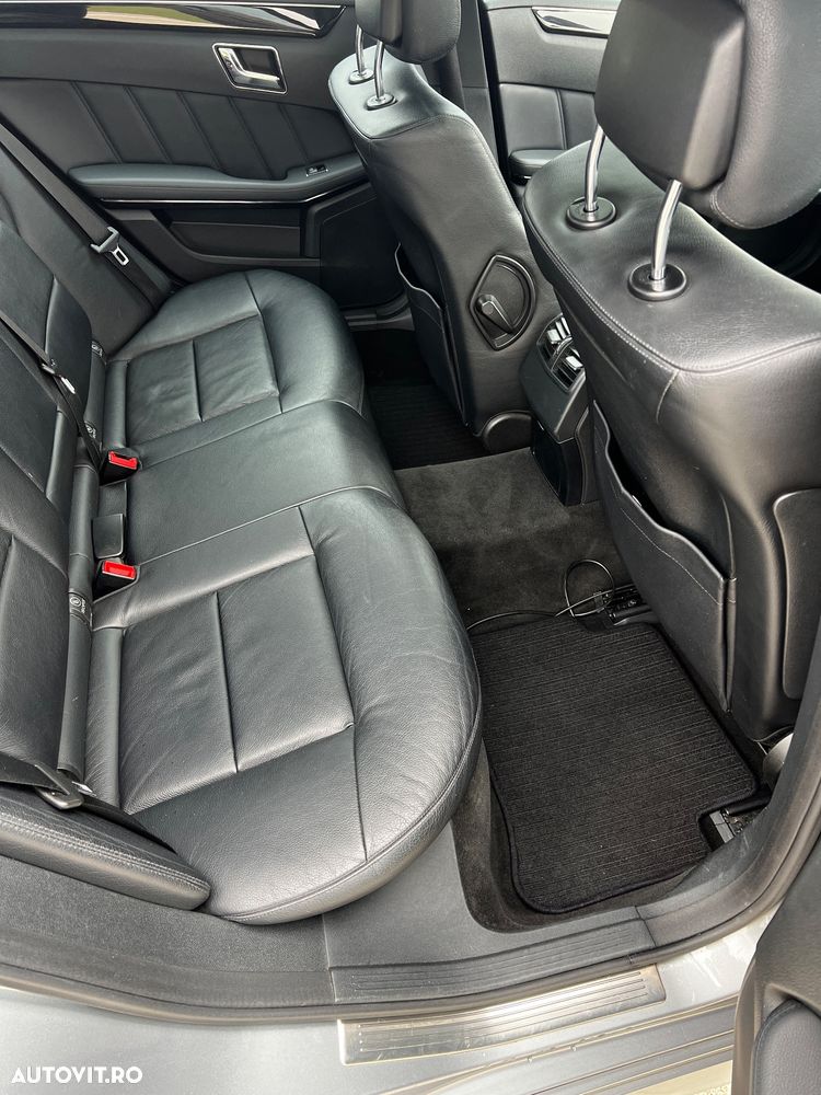 Mercedes-Benz E 220 CDI DPF BlueEFFICIENCY 7G-TRONIC Avantgarde - 13