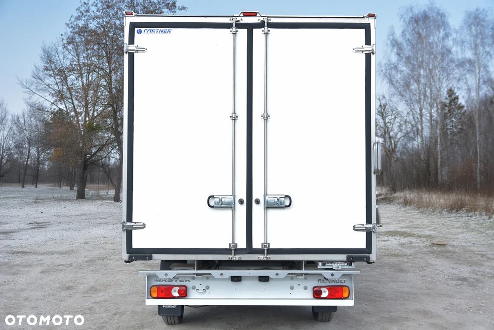 Renault Master Kontener 8EP 2.0 170KM Izoterma Chłodnia - 5