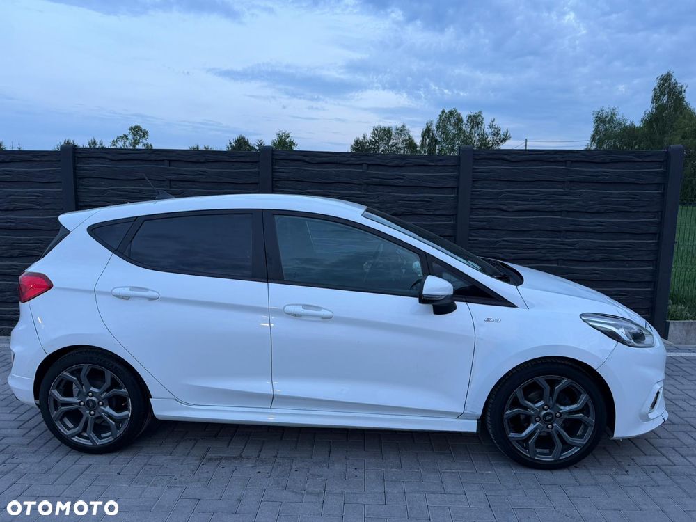 Ford Fiesta - 17
