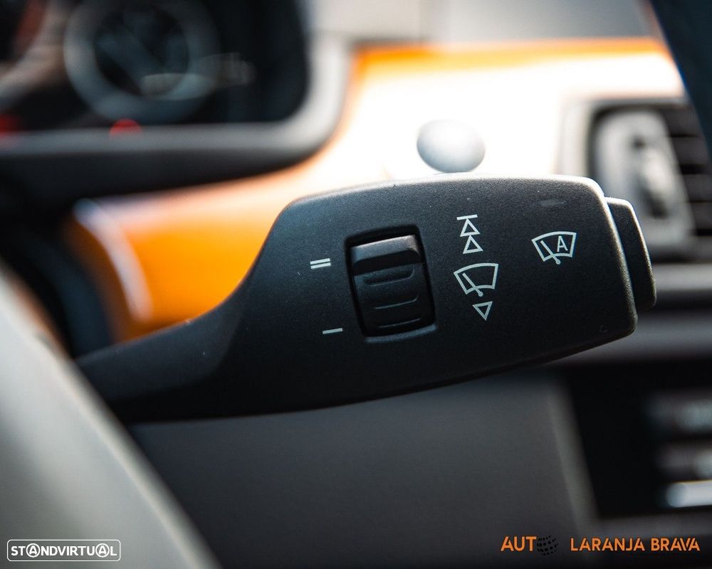 BMW 520 d Exclusive Auto 123g - 25