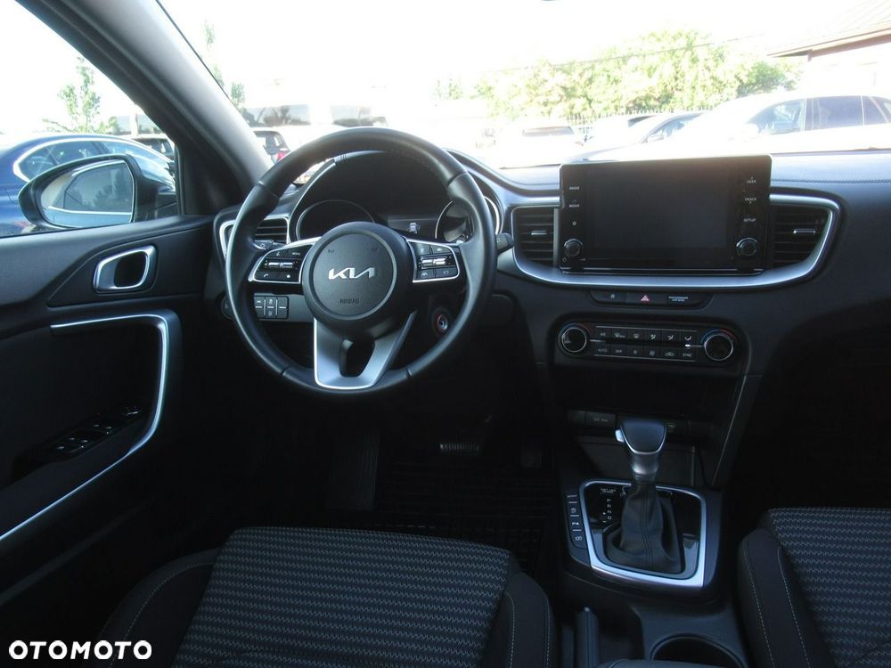 Kia XCeed 1.5 T-GDI M DCT - 11