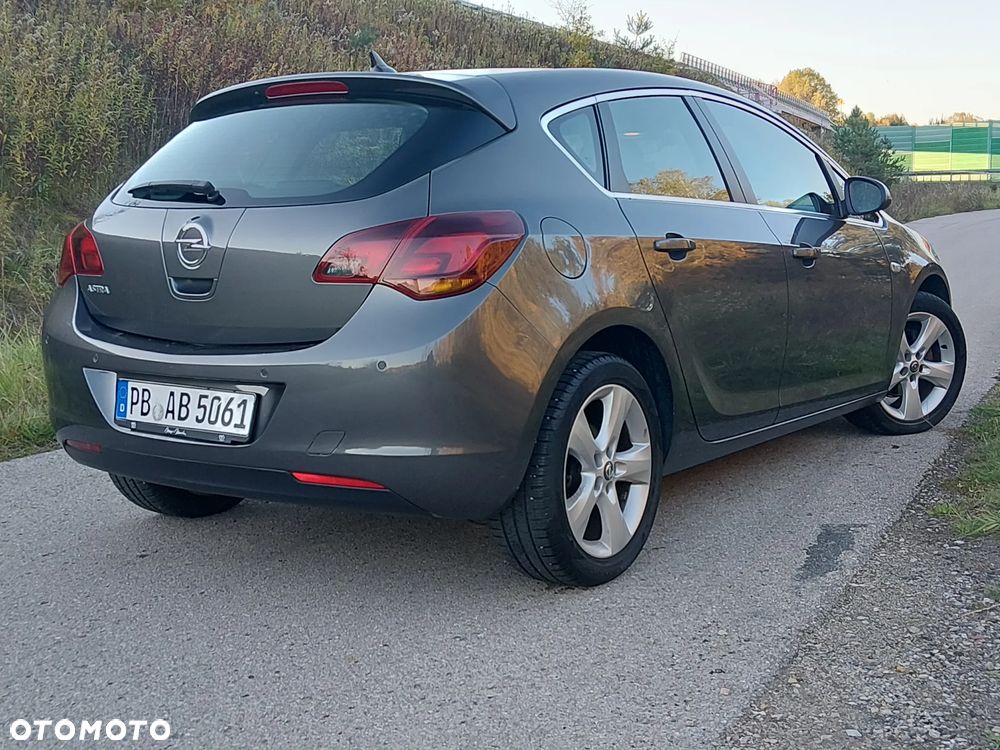 Opel Astra - 26