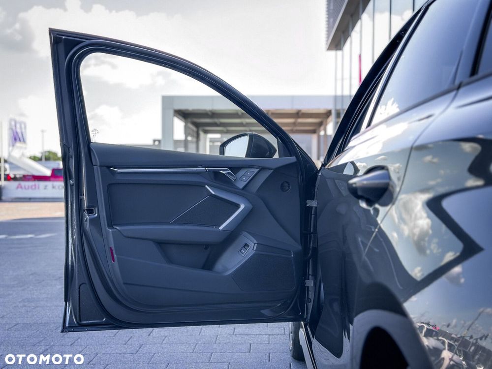 Audi A3 Sportback - 16