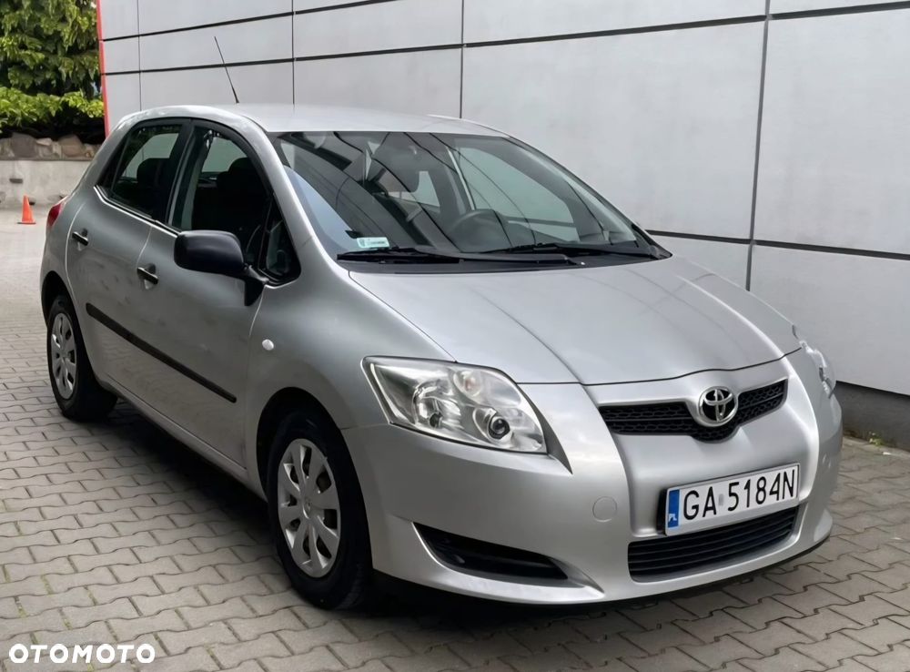 Toyota Auris 1.4 D-4D Luna - 3