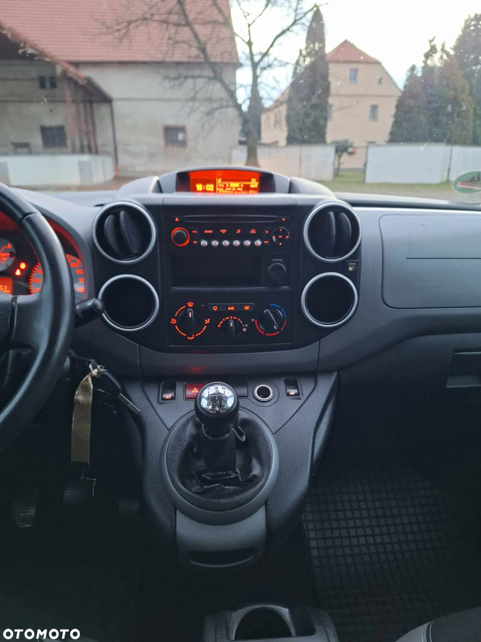 Citroën Berlingo Multispace PureTech 110 SELECTION - 2