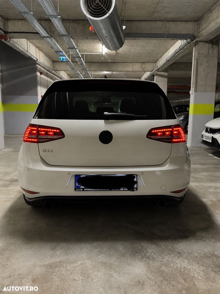 Volkswagen Golf 2.0 TSI BMT DSG GTI - 8