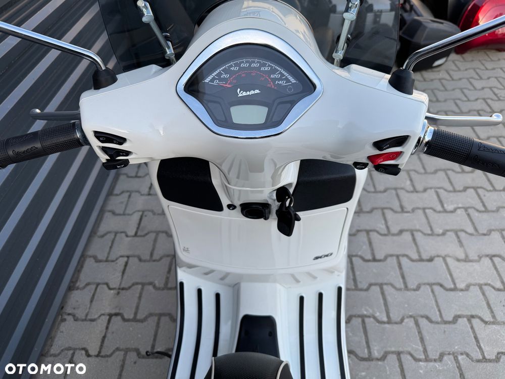 Piaggio Vespa - 11