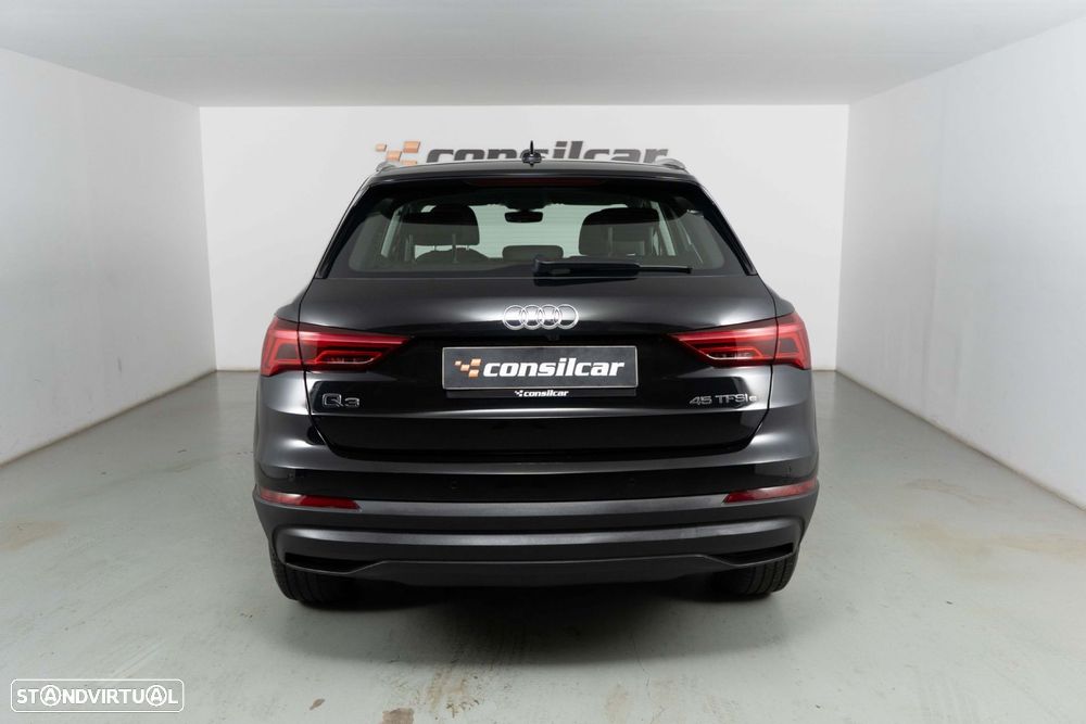 Audi Q3 45 TFSIe S tronic - 5