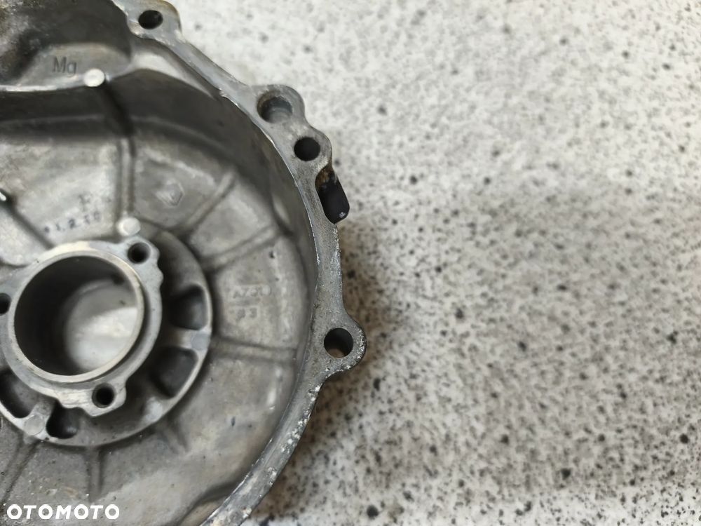 Dekiel, pokrywa silnika Suzuki GSR 600 GSR600 - 12
