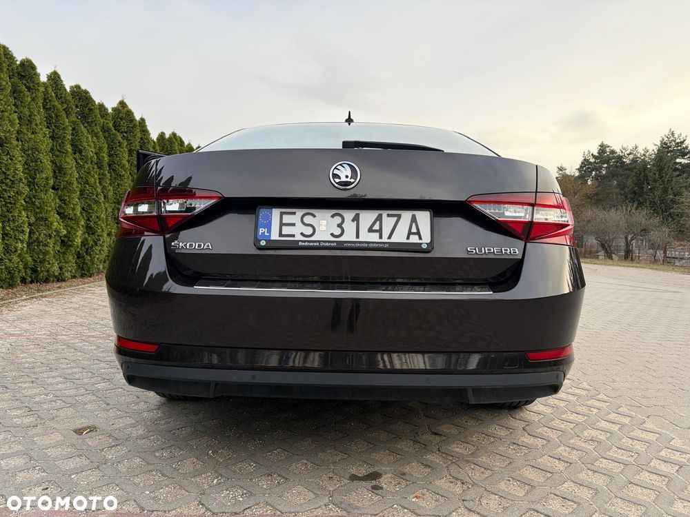 Skoda Superb 1.8 TSI Ambition DSG - 9