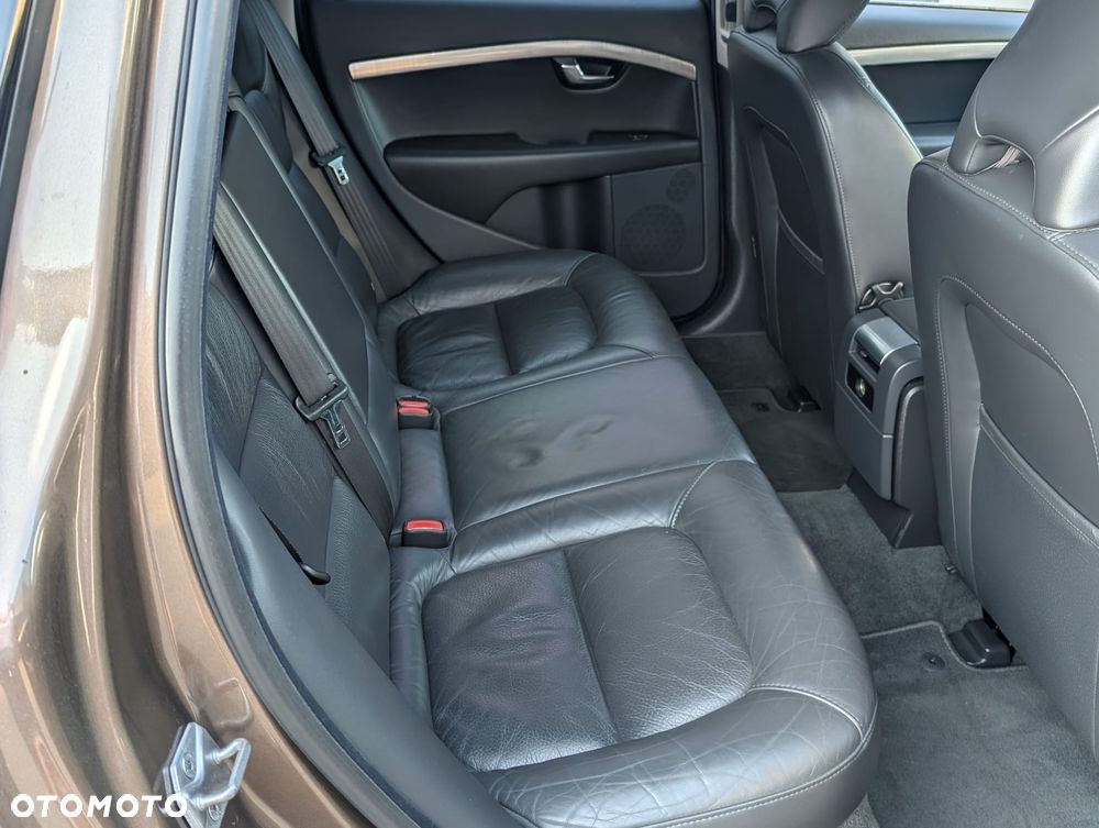 Volvo V70 D3 Geartronic Kinetic - 20