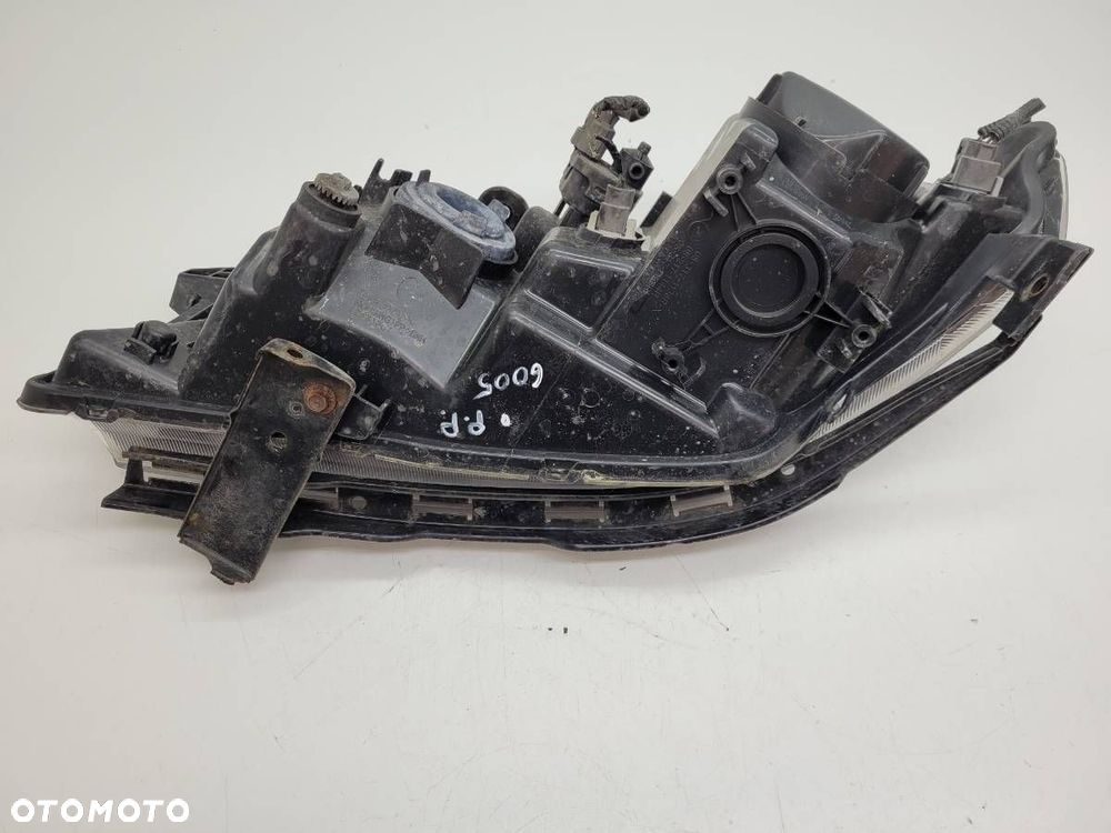 REFLEKTOR LAMPA PRAWY PRZÓD 08-317-1138R HONDA ACCORD VII EUROPA - 6