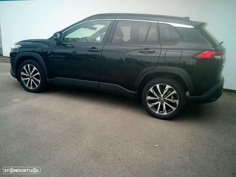 Toyota Corolla Cross 1.8 Hybrid Luxury - 4