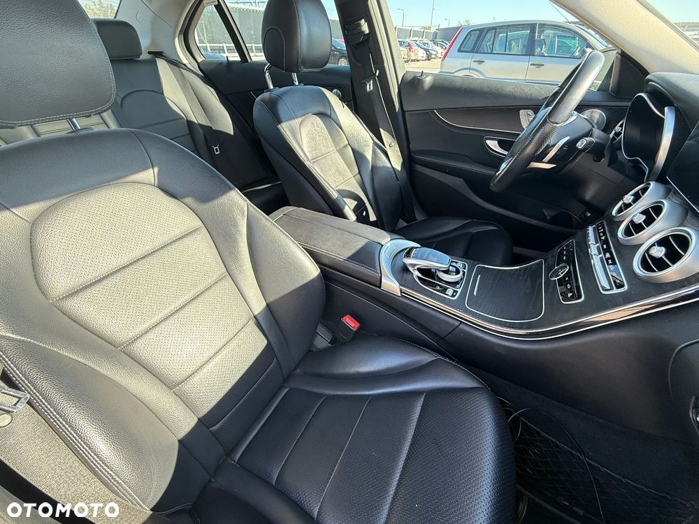 Mercedes-Benz Klasa C 300 7G-TRONIC Avantgarde - 13