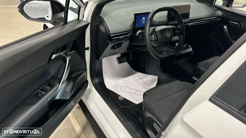 MG MG4 51 kWh Standard - 5