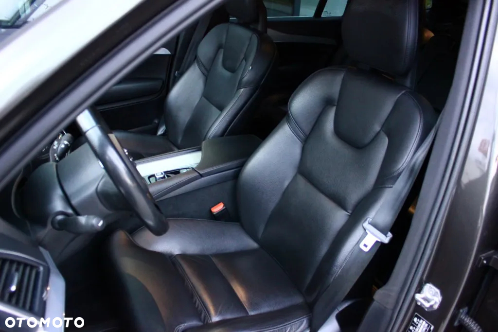 Volvo XC 90 D4 Geartronic Momentum - 21