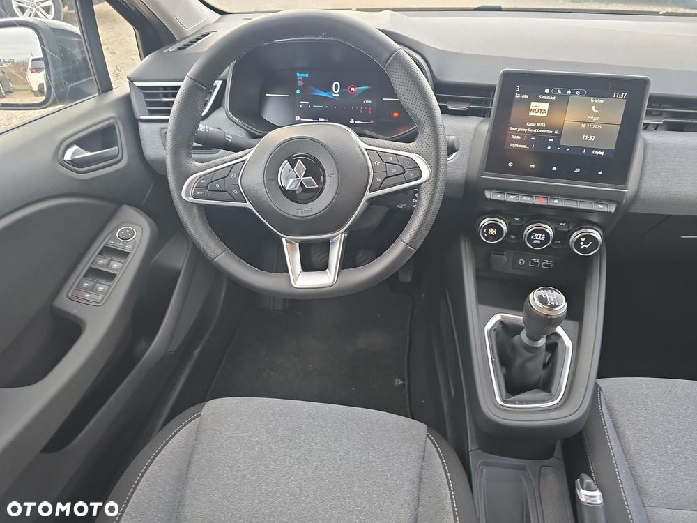 Mitsubishi Colt 1.0T Invite Style Cold - 10