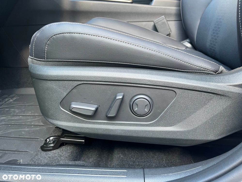 Kia Sportage 1.6 T-GDI Black Edition 2WD DCT - 12