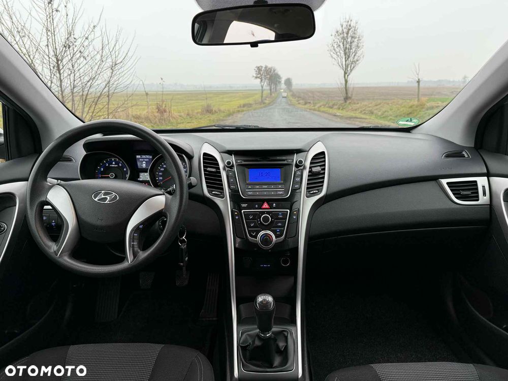 Hyundai i30 1.4 Comfort - 6