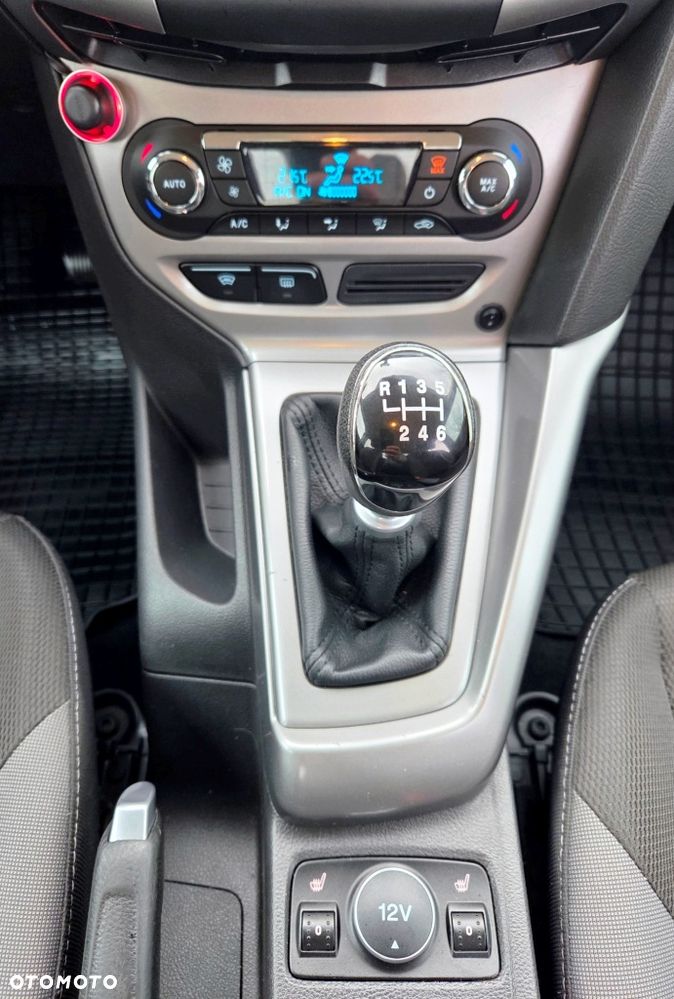 Ford Focus 1.6 TDCi Gold X - 36