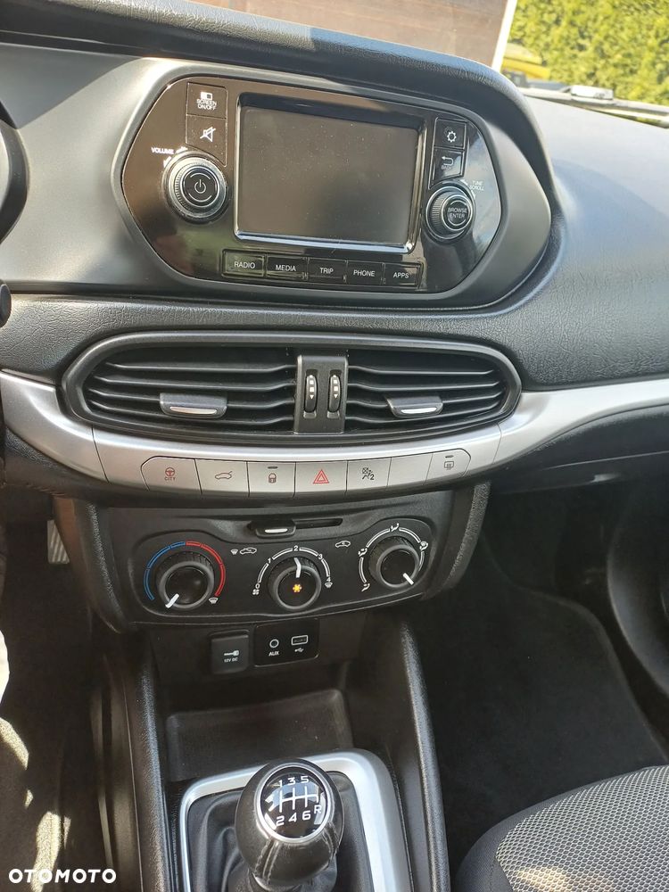 Fiat Tipo 1.4 16V Opening Edition - 12