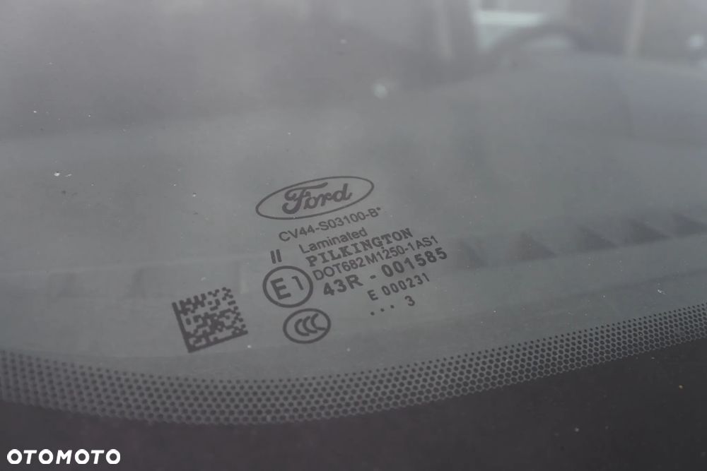 Ford Kuga 2.0 TDCi 2x4 Titanium - 26