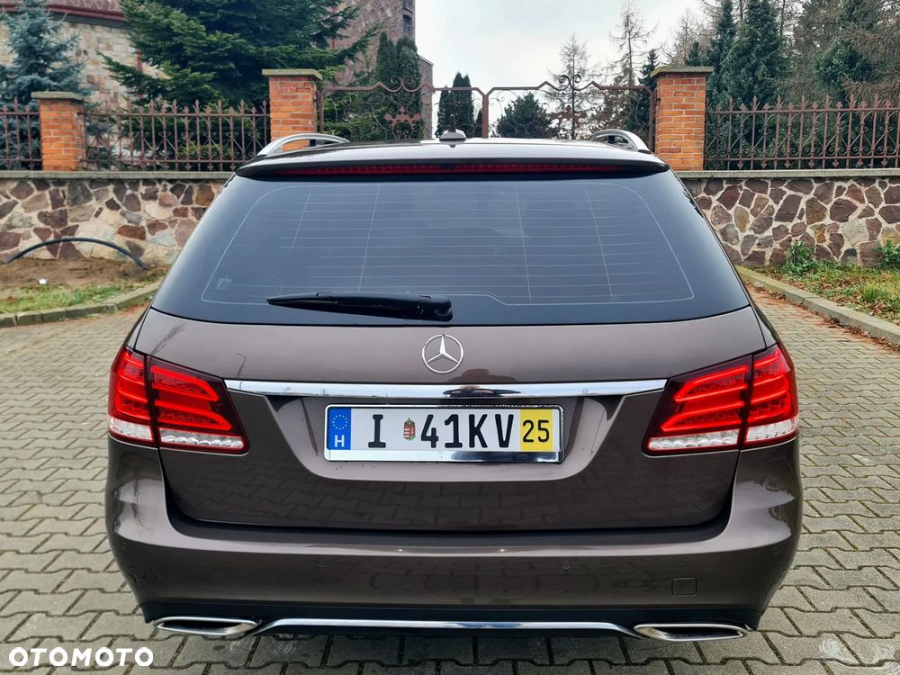 Mercedes-Benz Klasa E 350 CDI DPF BlueEFFICIENCY 7G-TRONIC Avantgarde - 5