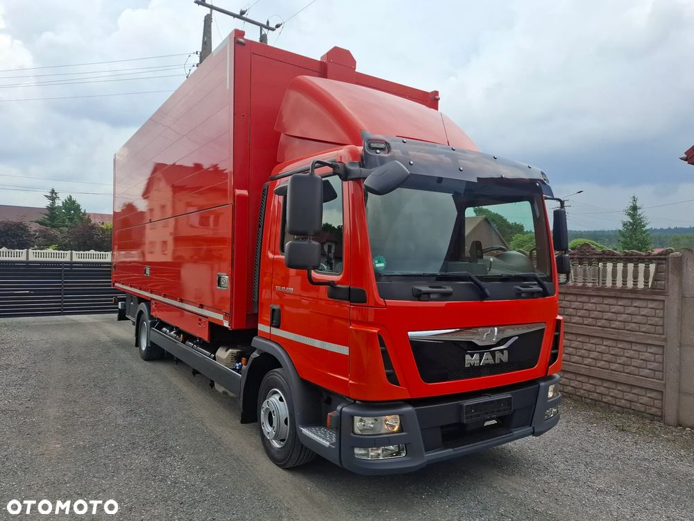 MAN TGL 12.220* AUTOMAT* SOLIDNY ALUMINIOWY KONTENER* BOCZNY ZAŁADUNEK* WINDA BAR 1500kg* WYJĄTKOWO ZADBANY* NIE ATEGO TGM LF FL EUROCARGO* Z NIEMIEC - 27